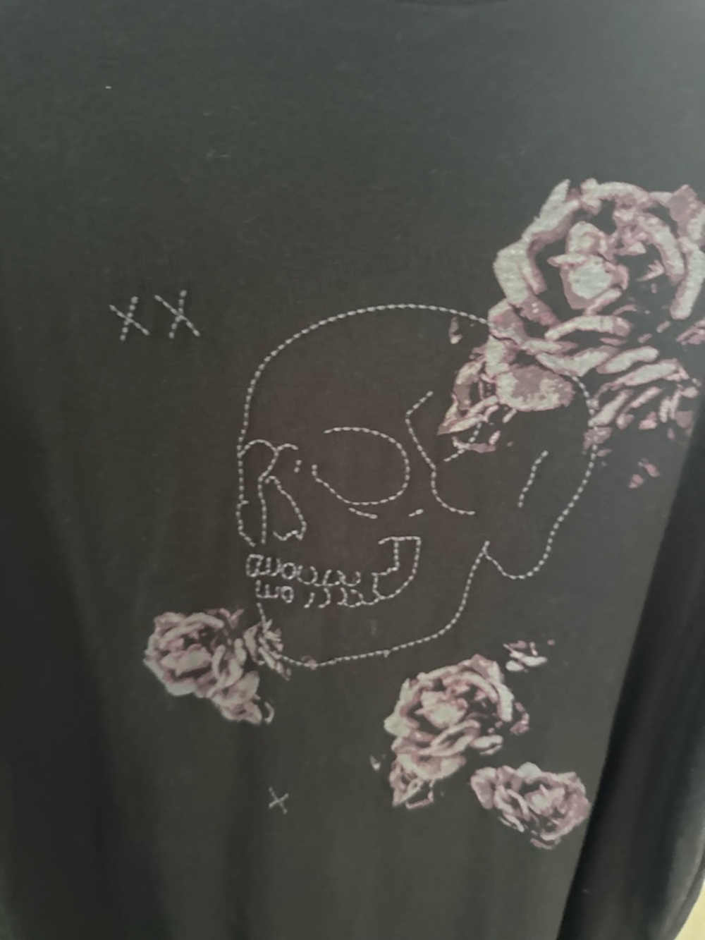 Truth Black Short-Sleeve Tee with Purple Rose & Skull Graphic - Picture 3 of 4